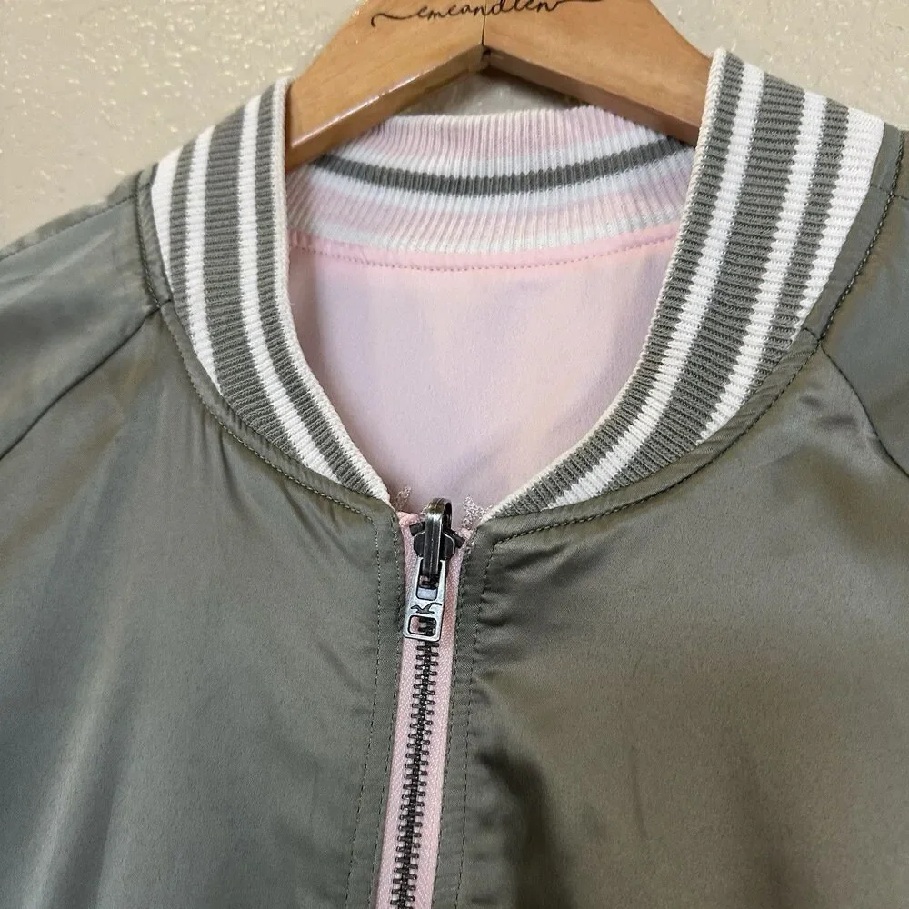 Hollister Bomber Jacket Womens Medium Pink Embroidered Tiger Reversible Zip Up - Picture 3 of 14